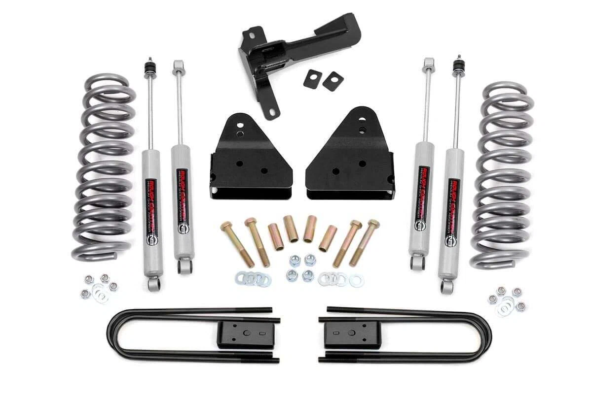 Rough Country 3 Inch Lift Kit - Coil - Ford F-250 Super Duty 4WD (2011-2016) - 562.2